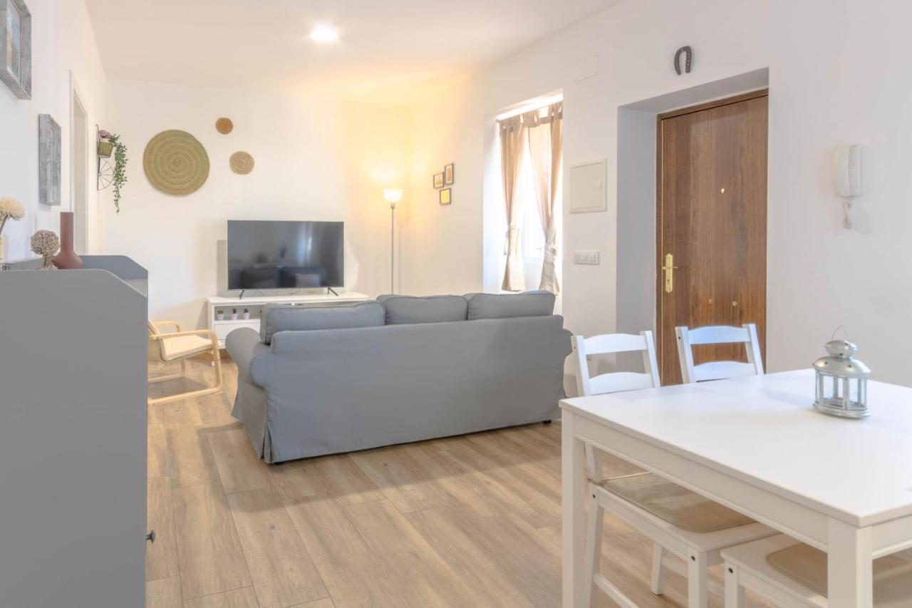 El Recuerdo Apartment กอร์โดบา ภายนอก รูปภาพ